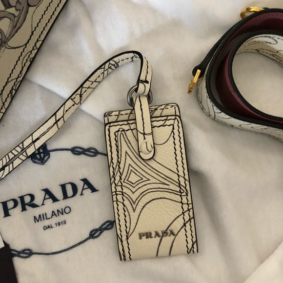 💯% Authentic Prada Limited Edition Etiquette Bag - Picture 6 of 8